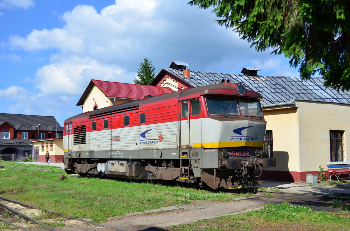 751 204-9