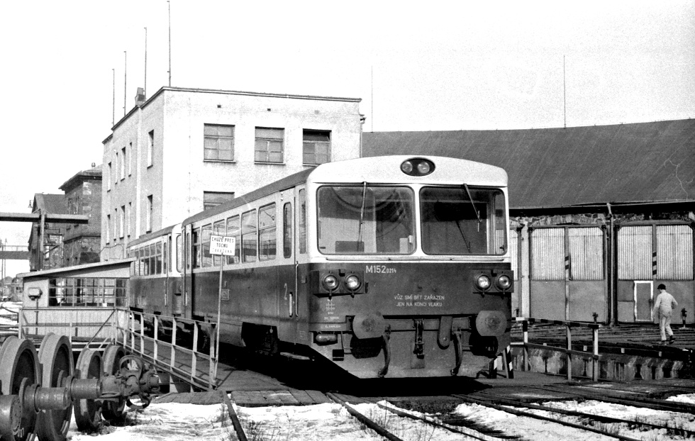 M152.0214