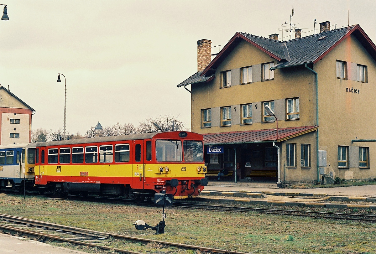 810 214-7