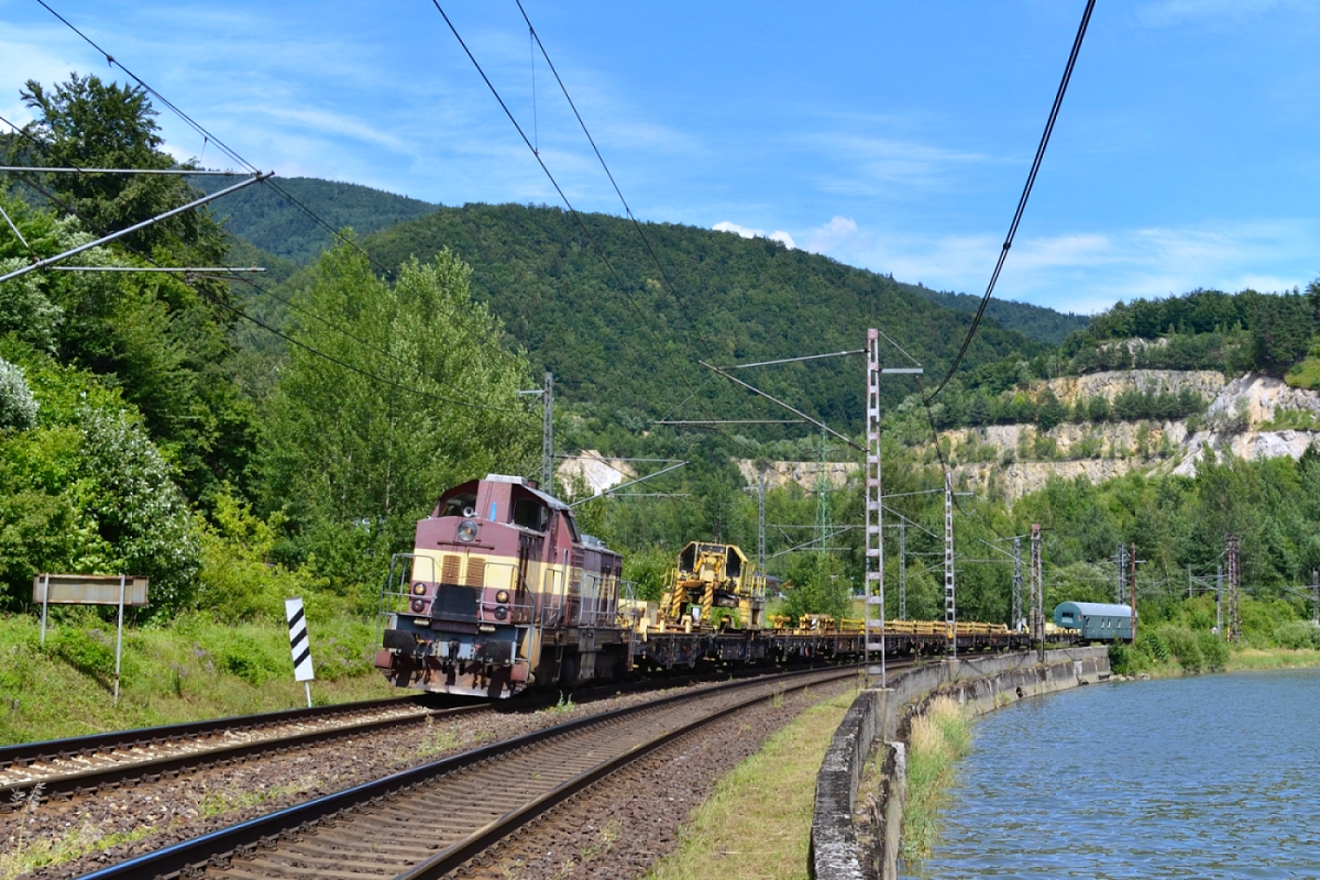730 617-8