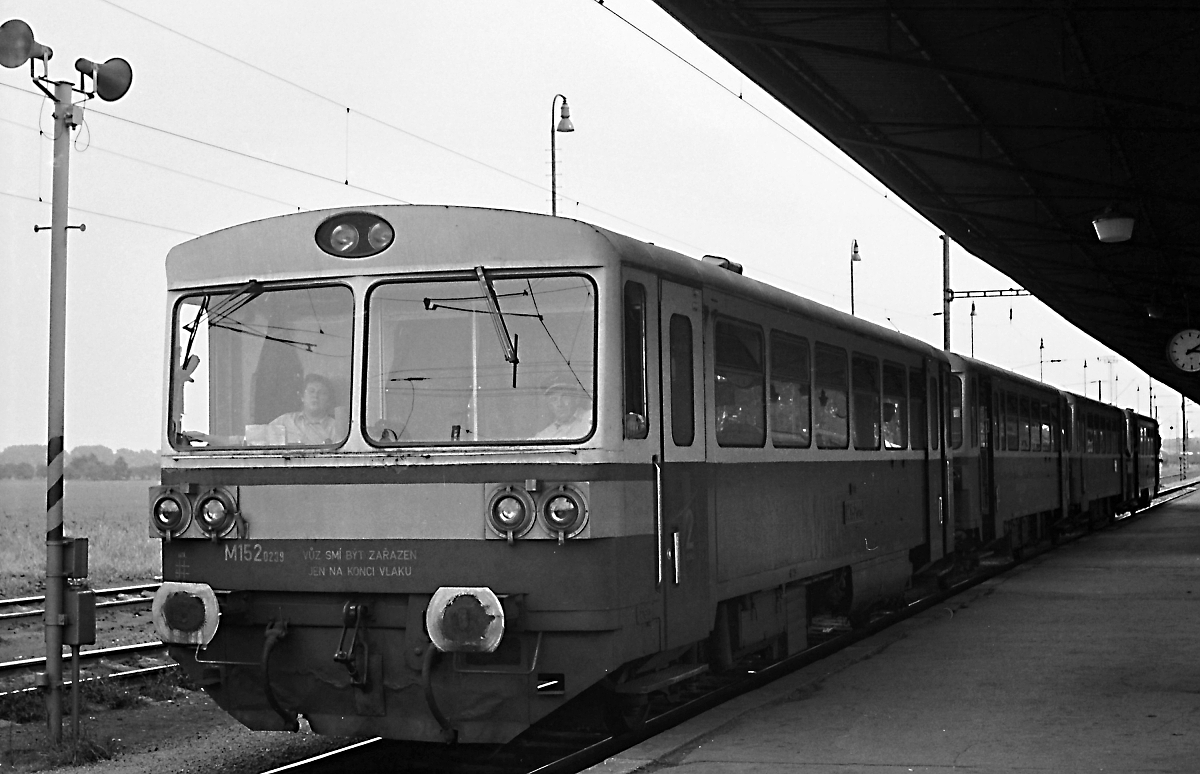 M152.0239