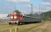 742 240-5