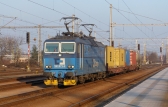 363 073-8