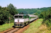 754 043-8