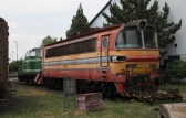 240 027-3