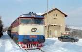 749 245-7