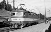 183 032-2