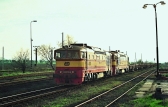 753 279-9