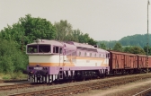 753 279-9